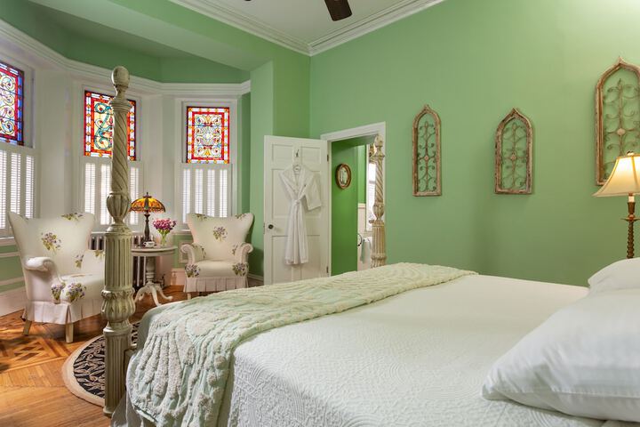 Room 14 of 75