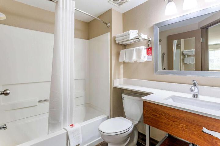 Double Accessible Queen Size Bed (2 of 3)