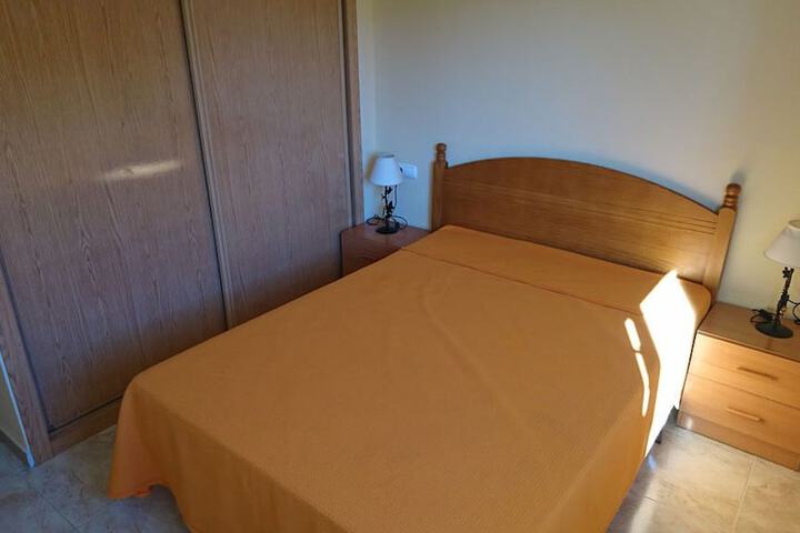 Room 5 of 25