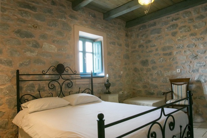 Room 18 of 68