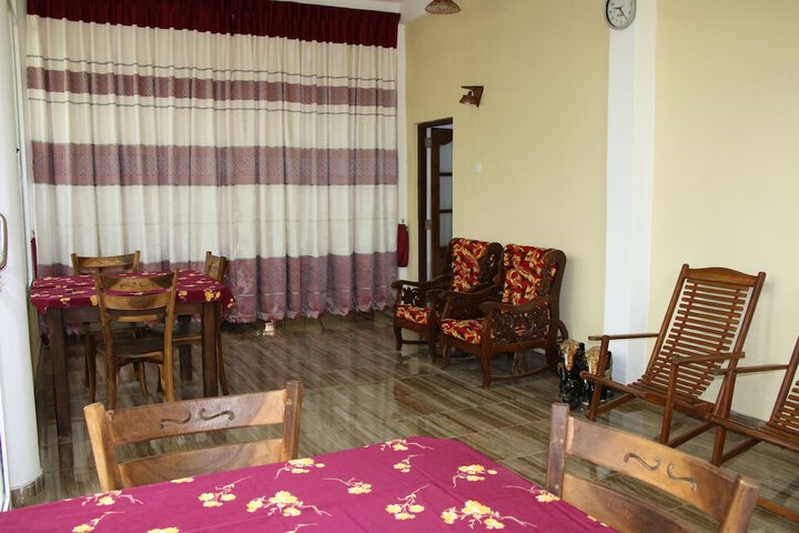 Hotel 2 of 49