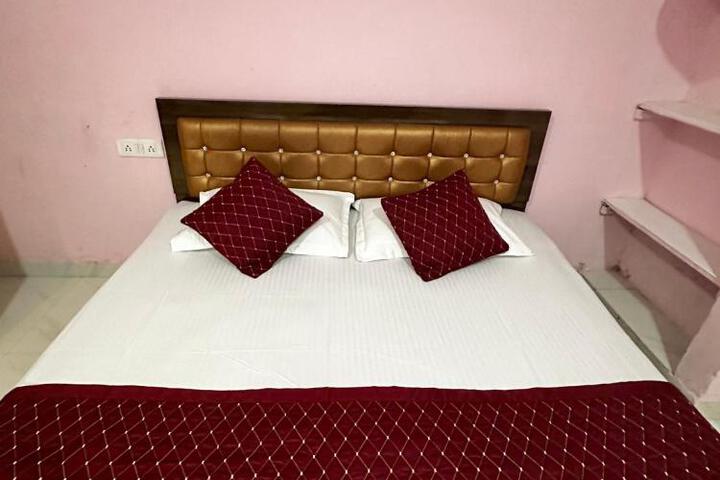 Hotel Tathastu