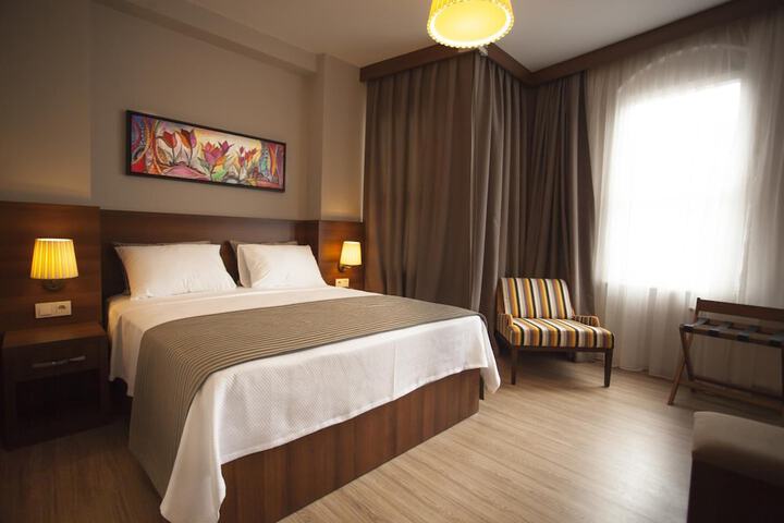 Room 7 of 23