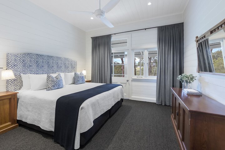 Room 3 of 67