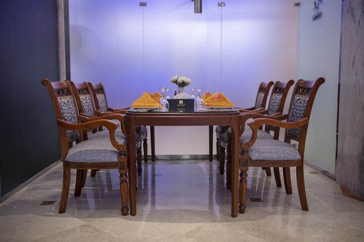 Dining 55 of 84