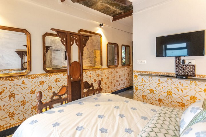 Room 9 of 22
