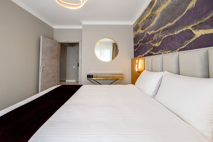 Room 36 of 70