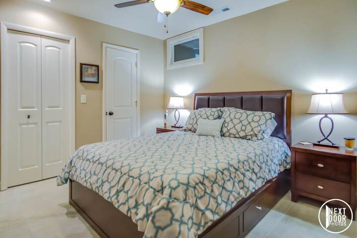 Room 2 of 19