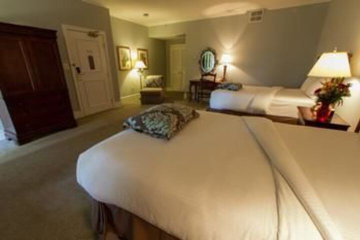 Room 21 of 33