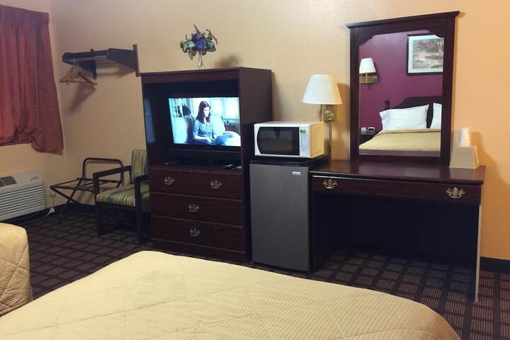 Room 18 of 42