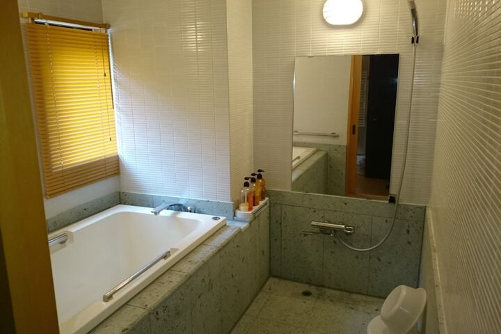 Room 20 of 54