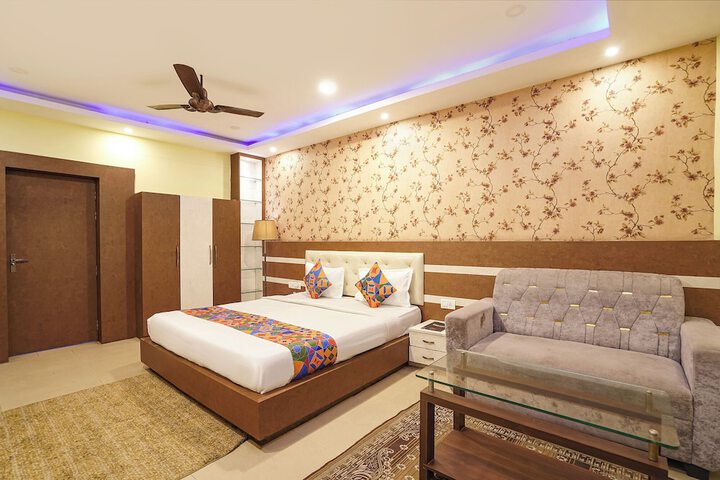 Room 12 of 46