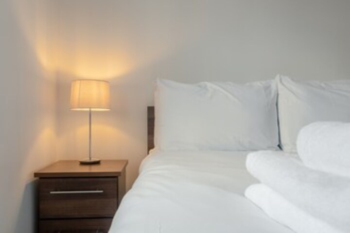 Room 14 of 22