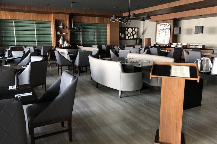 Breakfast area