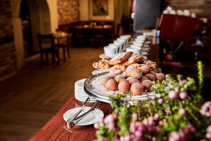 Breakfast/Coffee Service 53 of 63