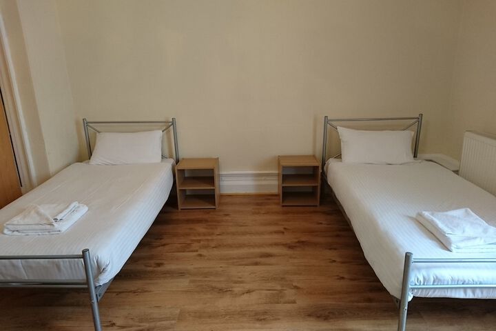 Room 14 of 25