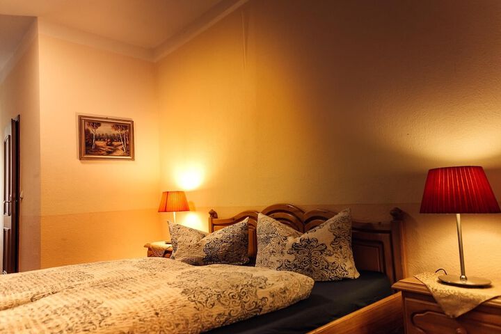 Room 2 of 21