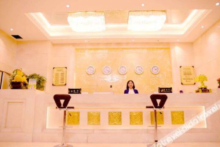 Hotel Interior 5 of 14