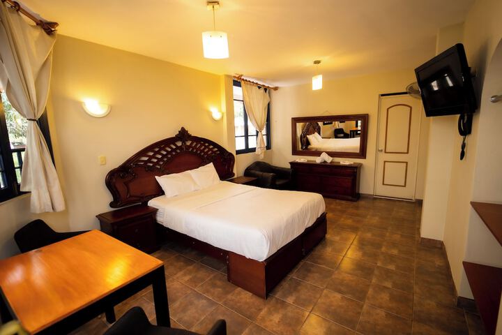 Room 2 of 36