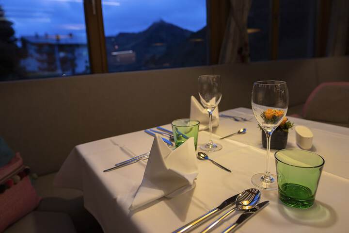 Dining 116 of 149