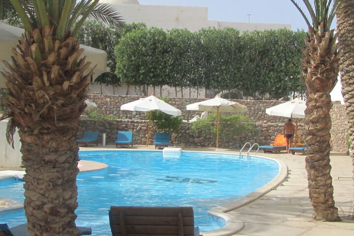 Hotel Pool