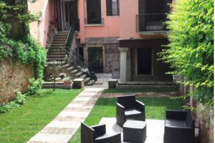 Image of Venice Paradise