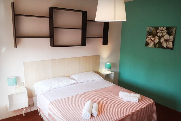 Room 3 of 24