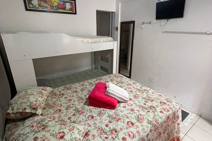 Room 7 of 42
