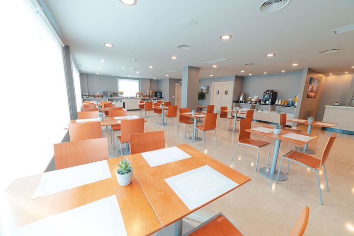 Dining Photos