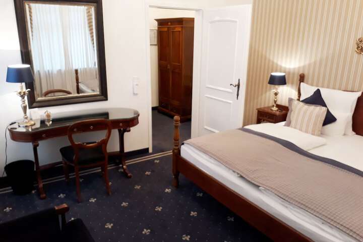 Room 28 of 57