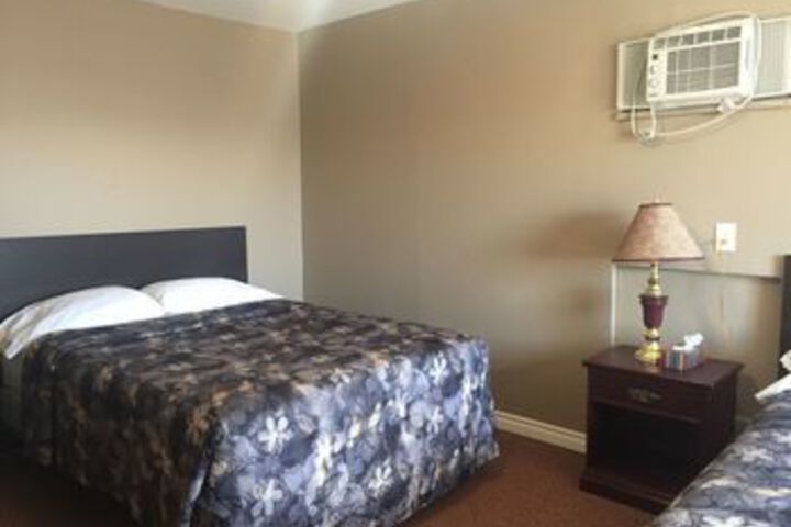 Room 18 of 29
