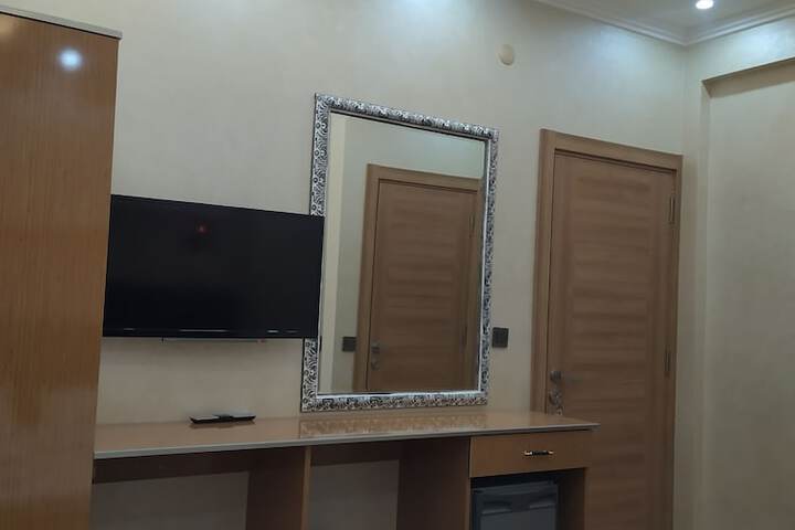 Room 64 of 111