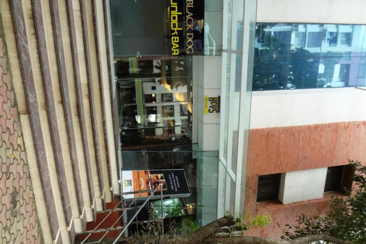 Photo 6