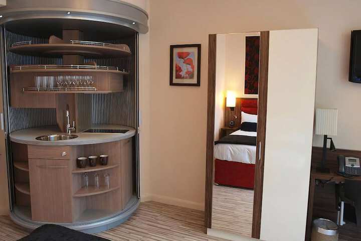 Private kitchenette