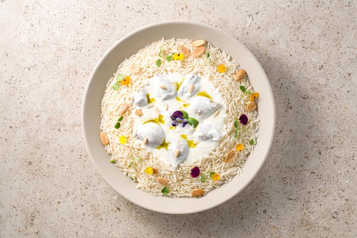 Dining 70 of 141
