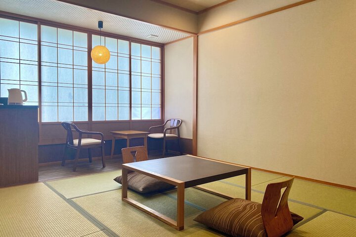 Room 14 of 40