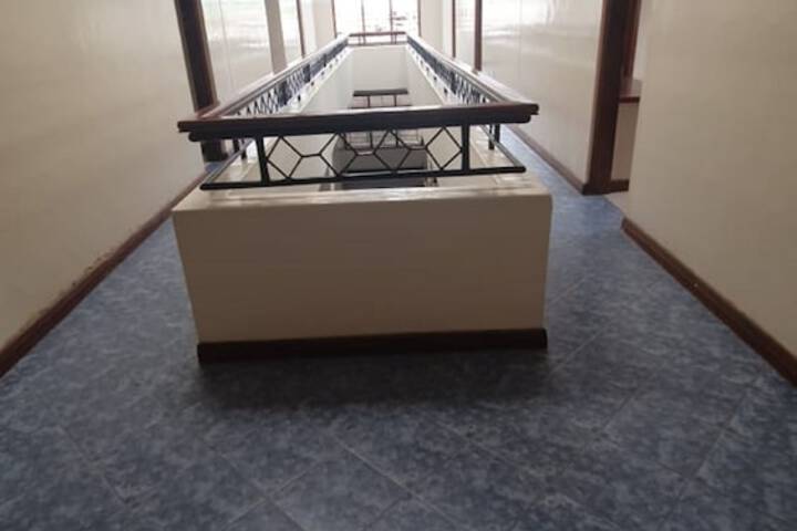 Ballroom/Hall 12 of 15