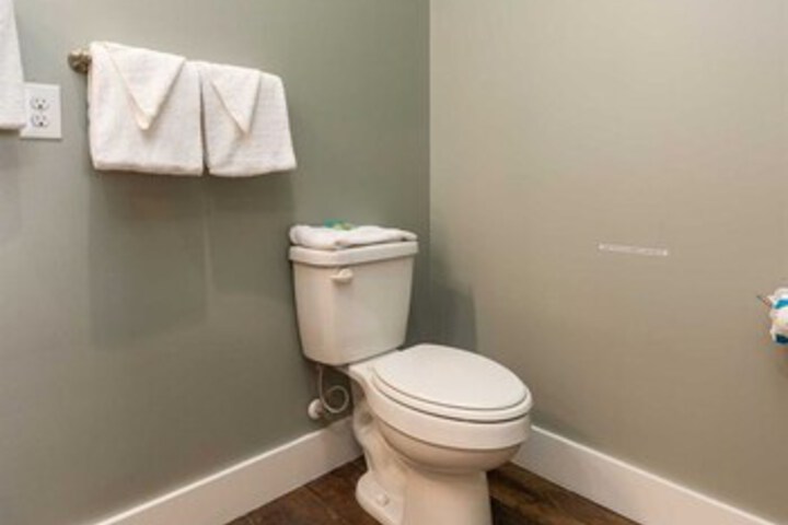 Room 12 of 113
