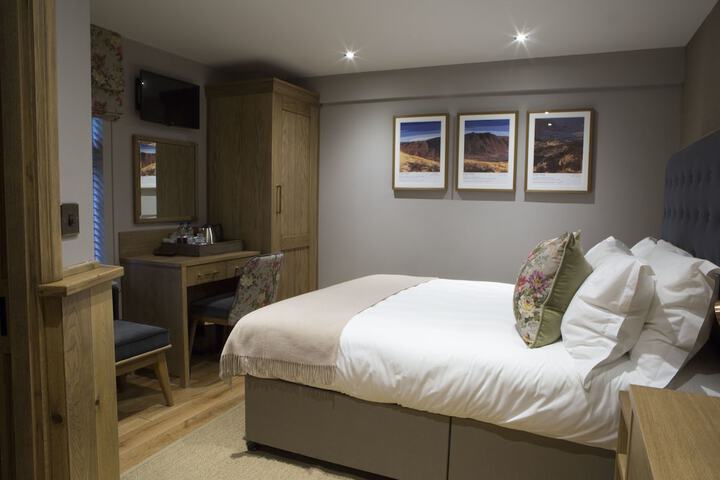 Room 20 of 32