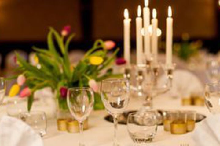 Dining 6 of 19