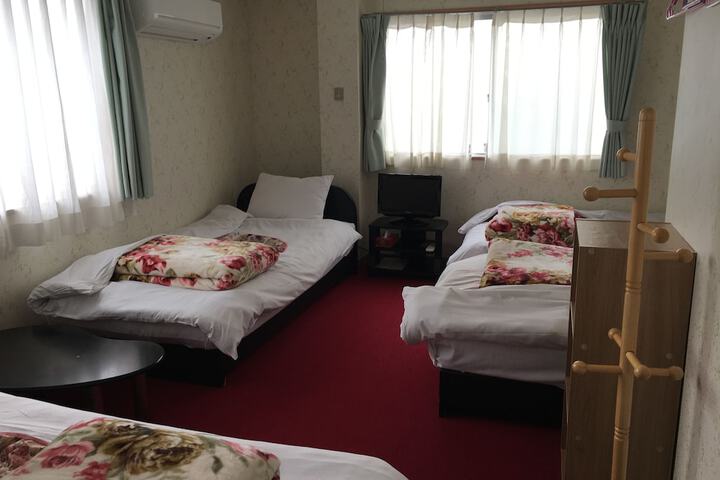 Room 29 of 36