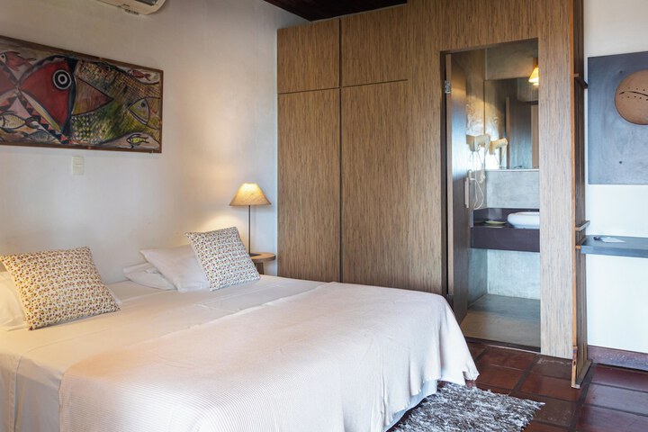 Room 35 of 112