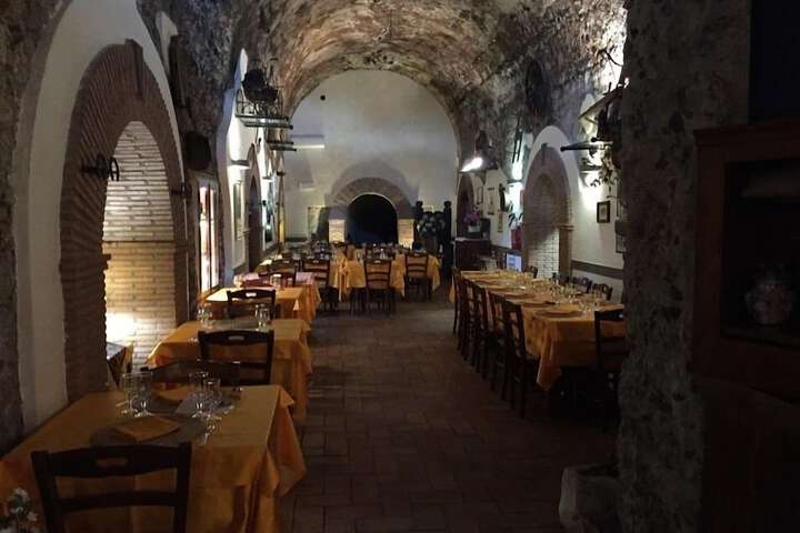 Dining 54 of 78