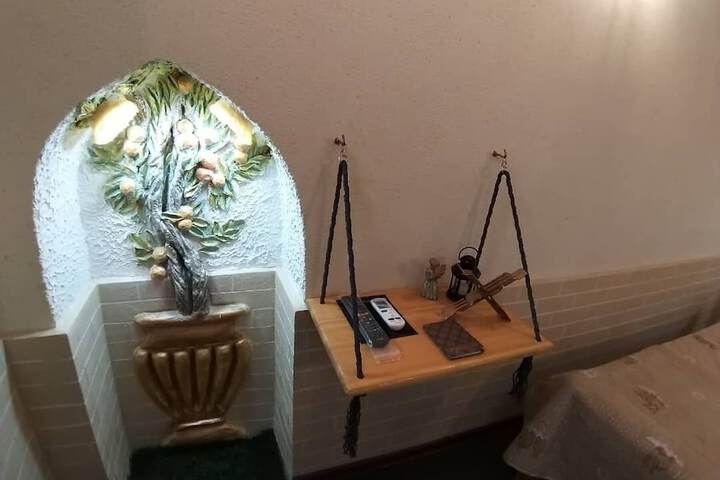 Room 13 of 46