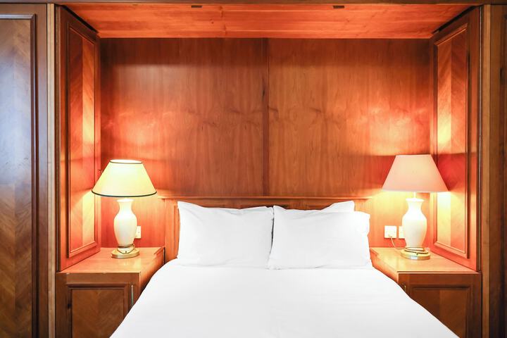 Room 41 of 75