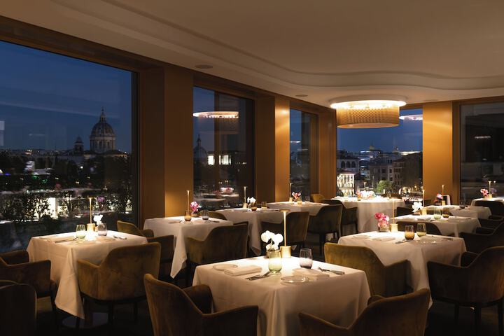 Dining 41 of 49
