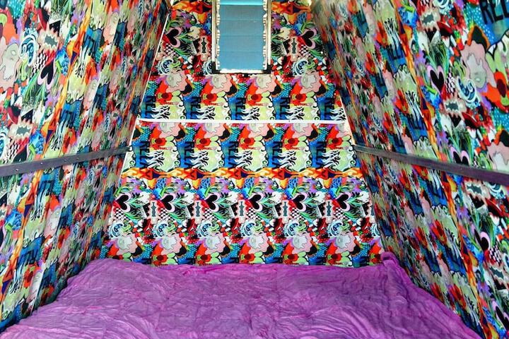 Room 37 of 74
