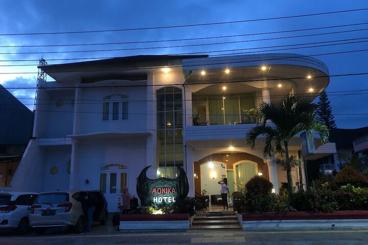 Hotel 41 of 42