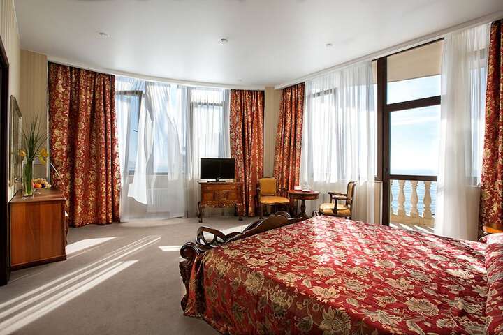 Room 15 of 69