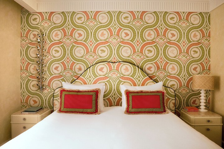 Room 39 of 76